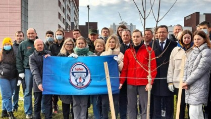 Председатель Белорусского профсоюза работников здравоохранения Вячеслав Шило принял участие в закладке аллеи, посвященной 100-летию БГМУ