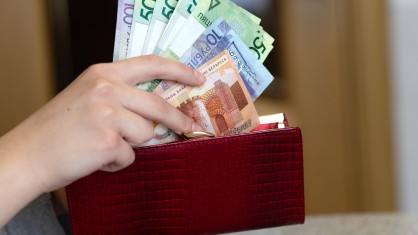 ЗА ГОД ЗАРАБОТНАЯ ПЛАТА В БЕЛАРУСИ ВЫРОСЛА ПОЧТИ НА 15%