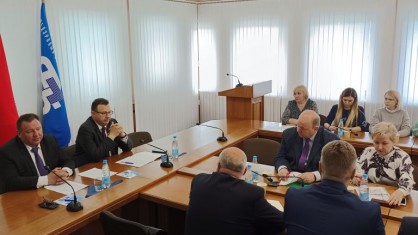 Дмитрий Пиневич: Отраслевой профсоюз вносит значительный вклад в стабильное развитие здравоохранения страны и создание оптимальных условий для работы