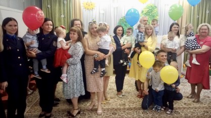 Брестский обком БПРЗ и объединенная профсоюзная организация Пинска оказали безвозмездную спонсорскую помощь воспитанникам дома ребенка