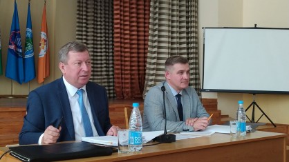Заседание президиума Совета Брестского областного объединения профсоюзов проходит с участием инспектор главного управления организационной и кадровой работы ФПБ Александр Кишило