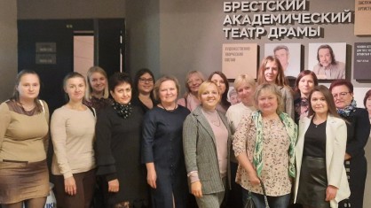 Театральные вечера с профсоюзом выбирают медицинские работники Брестской городской детской поликлиники №2