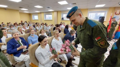 Праздник весны, красоты и женственности: как Детская областная больница отметила 8 Марта
