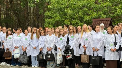 270 первокурсников начали путь в медицину: в Брестском медколледже отметили День знаний